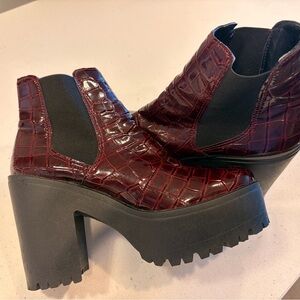 Women's Burgundy Platform Ankle Boots